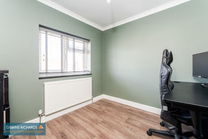 Bedroom- click for photo gallery